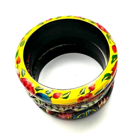 Hand-Painted Folk Art Wooden Bangle Bracelets Set of 4—Floral Designs—Like New - Picture 5 of 8